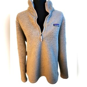 Patagonia 1/4 zip pullover in beige Medium